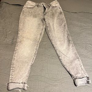 Maurice’s large grey washed jeggings
